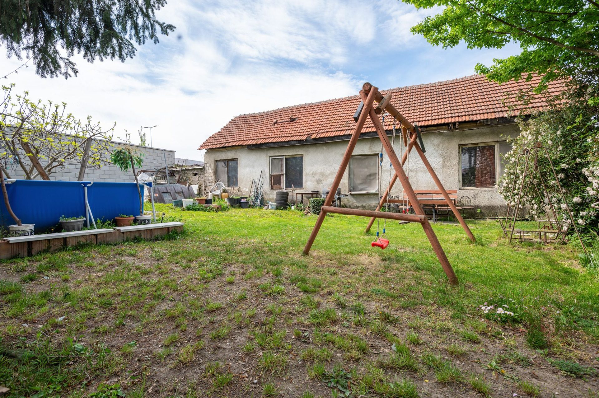Pozemok, Dunajská Lužná
